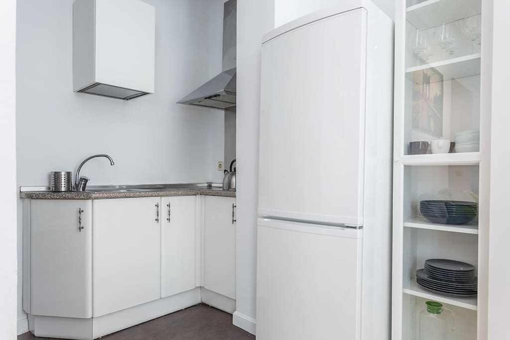 דירות מדריד Apartamento Confortable En Atocha מראה חיצוני תמונה