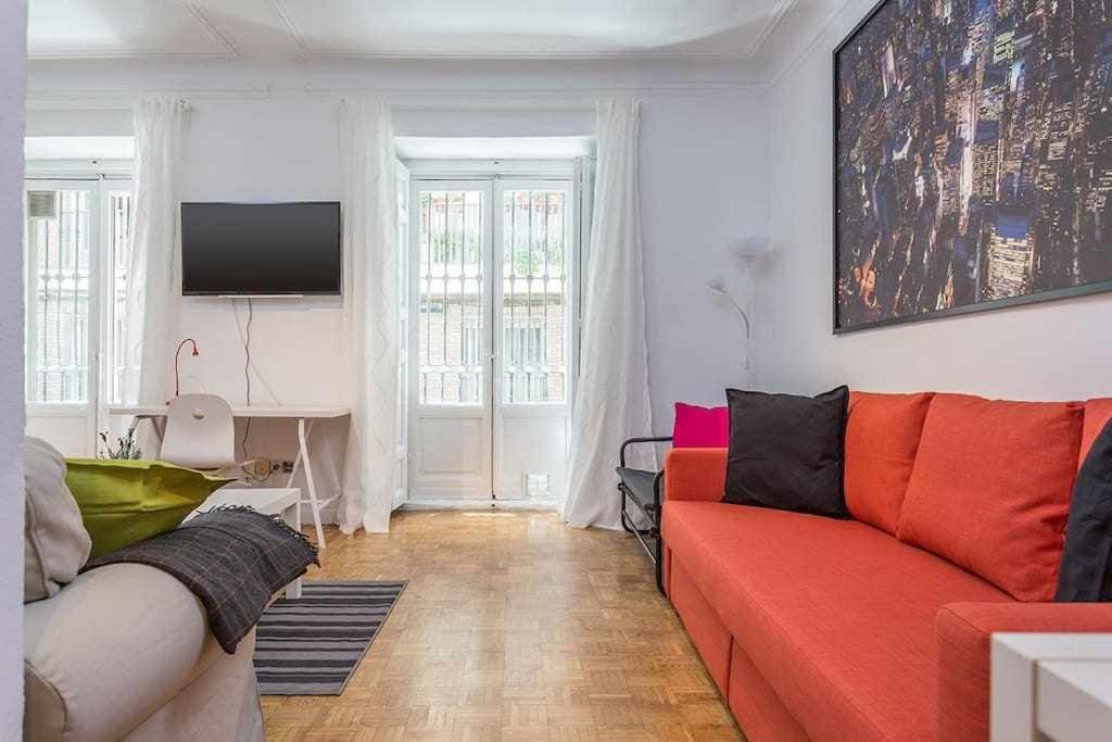 דירות מדריד Apartamento Confortable En Atocha מראה חיצוני תמונה